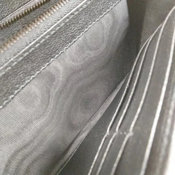 Authentic Gucci Black Leather Wallet on Chain mn530-021526 - Picture 7 of 9